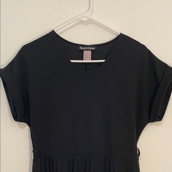 Elizabeth & Nicole Black Pleated Midi Dress size L - Picture 3 of 9